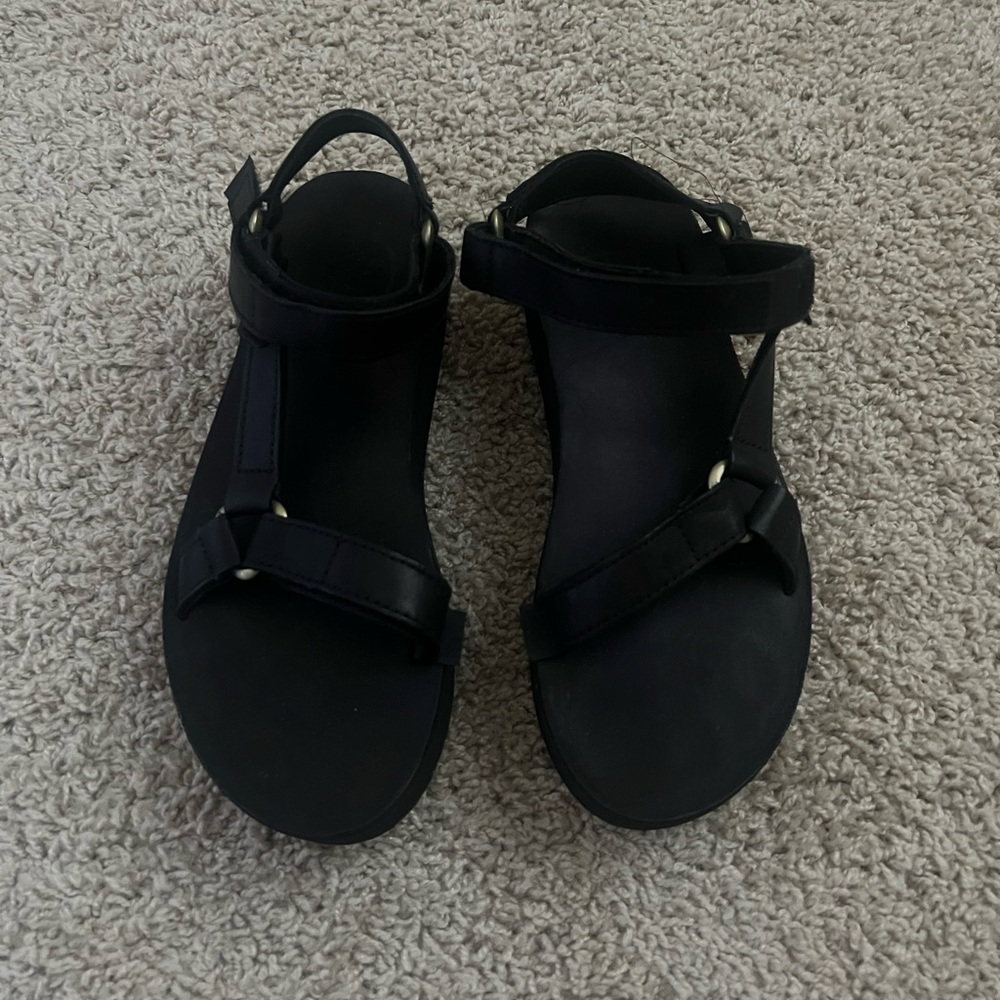 Black Teva Sandals